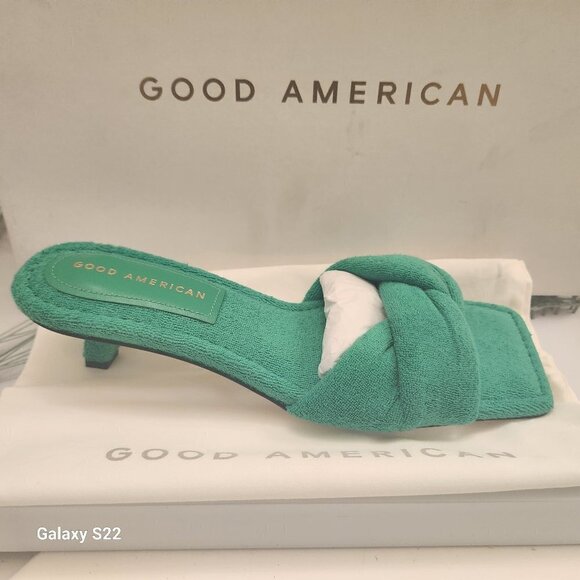 Good American Green Terry Cloth Kickstand Kitten Heel size 7.5. NIB - Picture 1 of 9